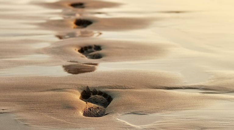 Zomertijd = blotevoetentijd