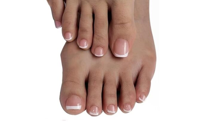 french pedicure roze